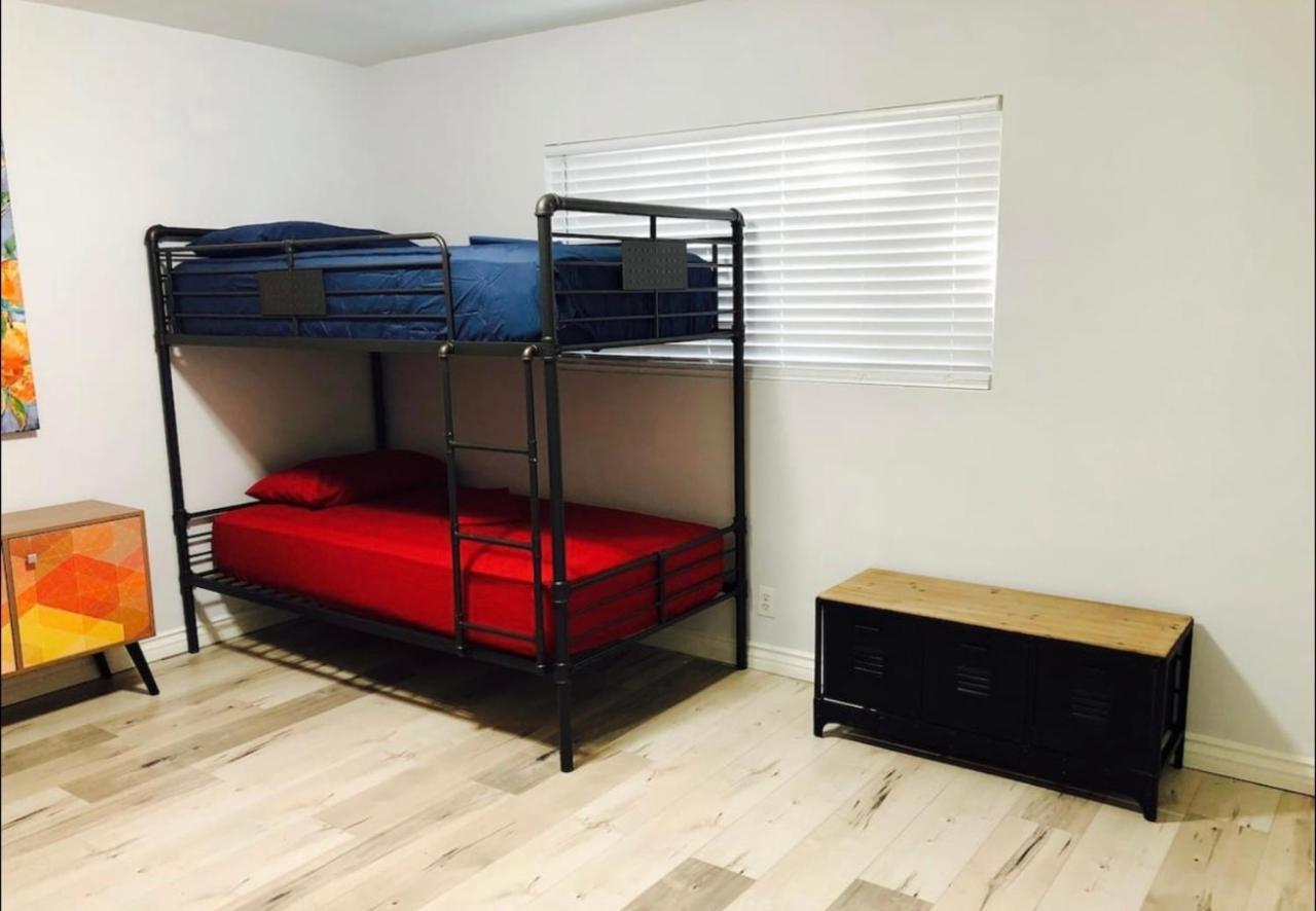 Great West La Ucla Santa Monica Hostel Λος Άντζελες Εξωτερικό φωτογραφία